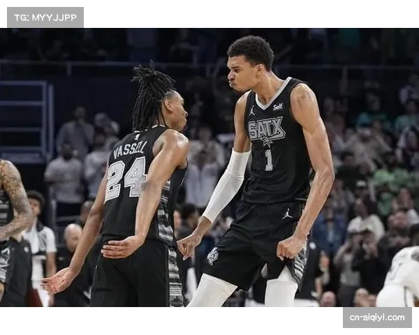 联盟30队市值更新：勇士108亿领跑，湖人100亿位列第三